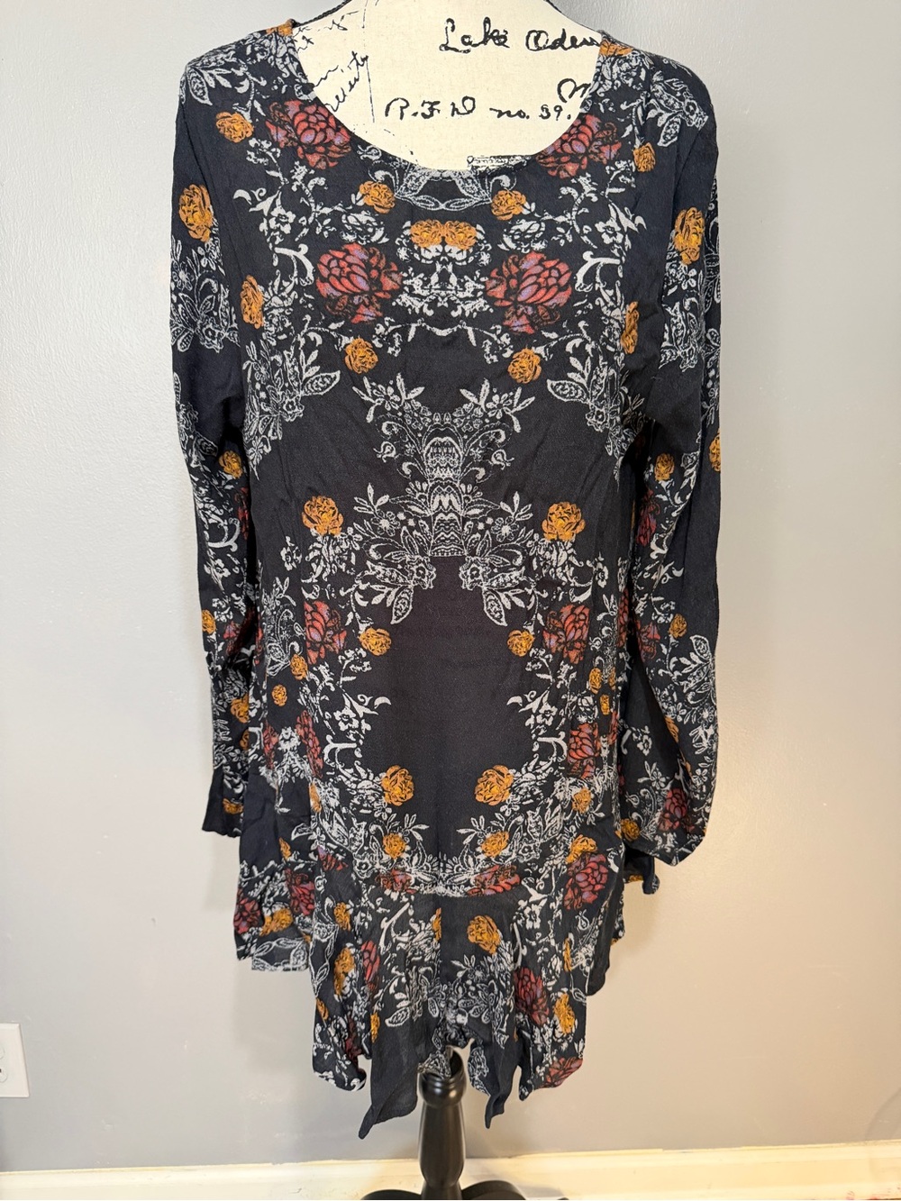 FREE PEOPLE Black Floral Long Sleeve Tunic Dress Sz L